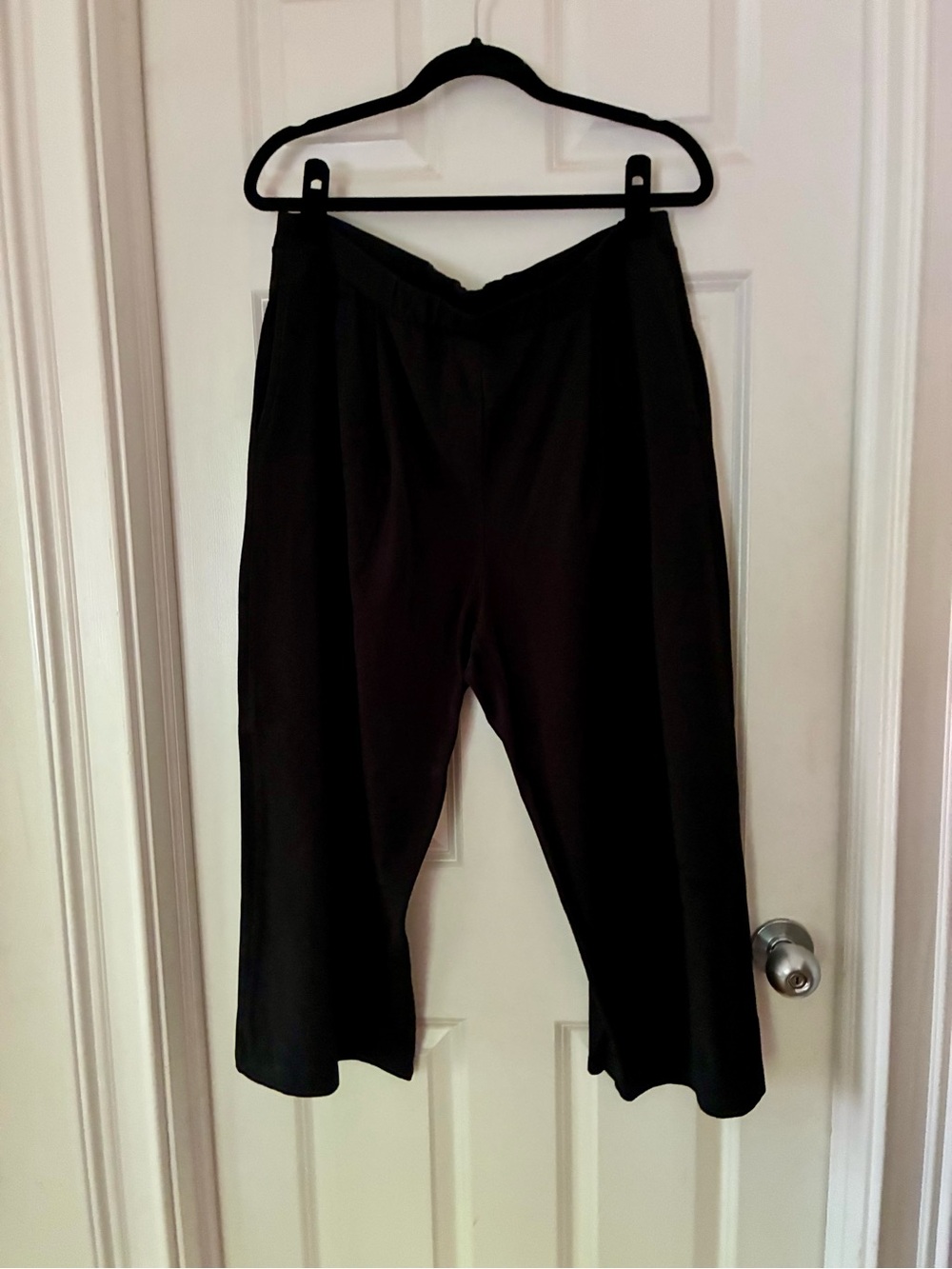 Saint + Sophia Women's Cropped Black Jersey Pants - Classic Straight Fit